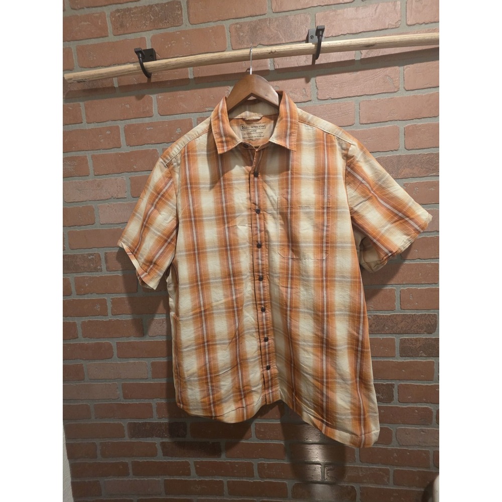 5.11 Tactical Men's Short Sleeve Shirt Large, Snap Button Up, Plaid Pattern Sku7